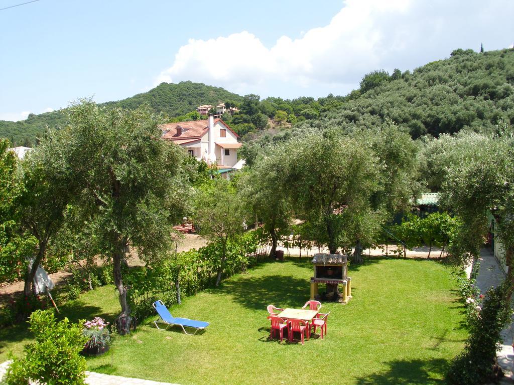 Olga'S Garden Apartments Almiros Beach Exterior photo